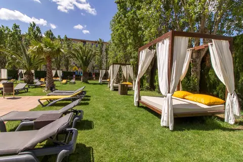 Hotel Panorama in Torroella de Montgrí — foto 4