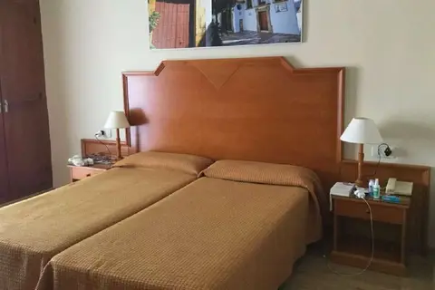 Hotel Monarque El Rodeo in Marbella — foto 19