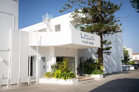 Liquid Hotel Apartments in Ayia Napa — foto 29