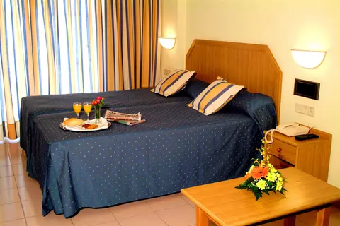 AR Roca Esmeralda Wellness & Spa Hotel in La Línea de la Concepción — foto 11