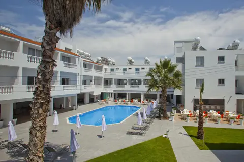 Princessa Vera Hotel Apartments in Paphos — foto 2