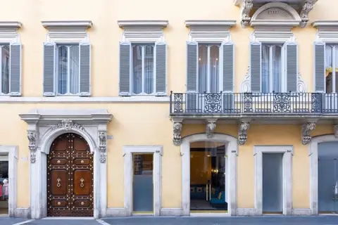 Palazzo Roma in Rome