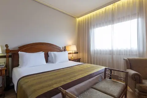 Dorma Reina Isabel in Ávila — foto 21