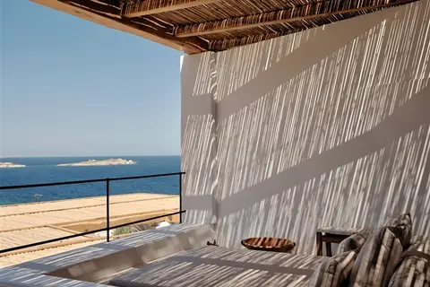 Boheme Mykonos Town - Small Luxury Hotels of the World in Τούρλος — foto 28