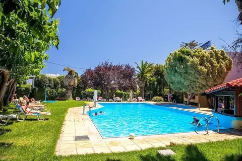 Hotel Pantheon in Βιολί Χαράκι — foto 2