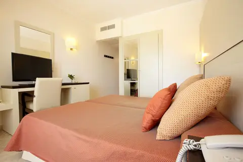 Grupotel Imperio Playa in Sant Joan de Labritja — foto 22