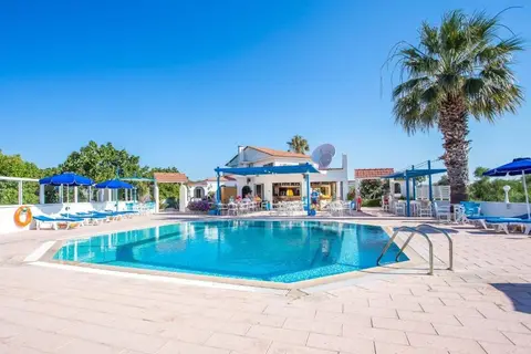 Muses Hotel in Faliraki — foto 4