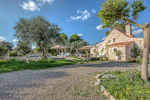 Trulli Terra Magica in Putignano — foto 4