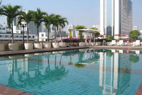 Royal Benja Hotel in Bangkok