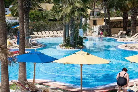 Hotel Nesrine in منارة الحمامات — foto 8