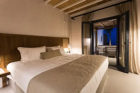 Branco Mykonos in Πλατύς Γιαλός — foto 28