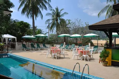 Patong Lodge Hotel in ตำบลป่าตอง — foto 9