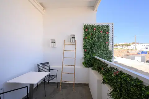 Impressive One Santorini in Pyrgos — foto 27