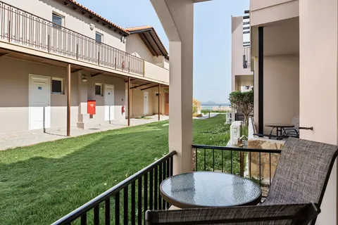 White Olive Marine Aquapark Resort in Zipari — foto 5