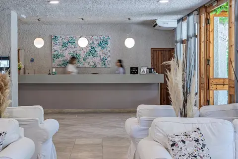 The Grove Seaside Hotel in Δημοτική Ενότητα Ασίνης — foto 16