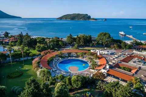 Slovenska Plaza Resort in Budva — foto 10