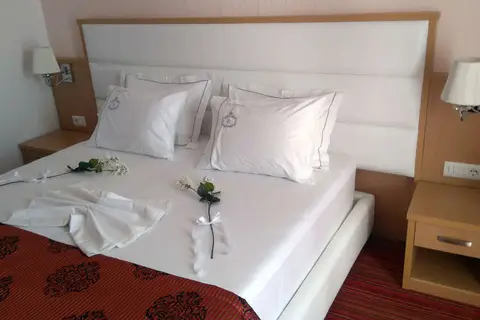 Santa Quaranta Hotel Saranda in Sarandë — foto 23
