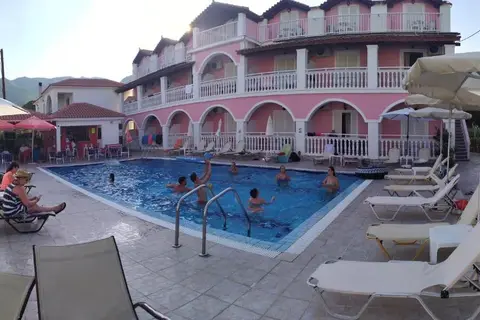 Giannis Studios in Alykanas — foto 13