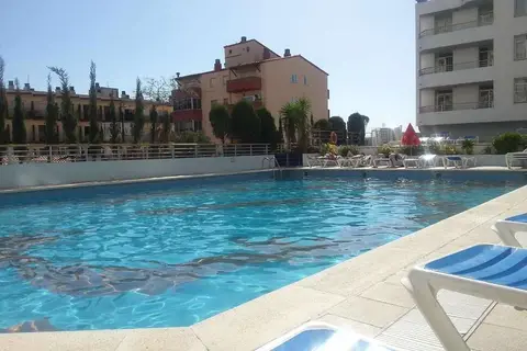 Aparthotel Xon's Playa in Castelló d'Empúries — foto 25