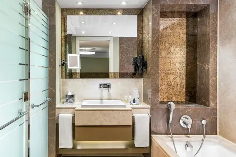 Radisson Blu Hotel Istanbul Sisli in Fatih — foto 30