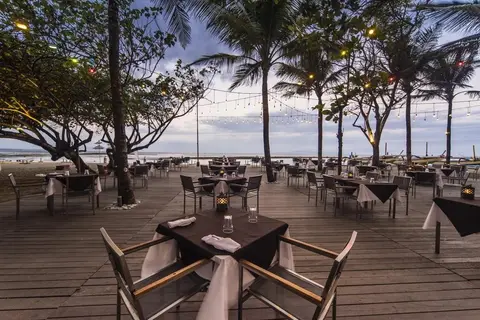 Segara Village Hotel in Denpasar — foto 17