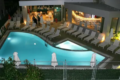 Hotel Agrelli Hotel & Suites in Καρδάμαινα — foto 5