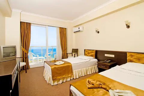 Hotel Arora in Kuşadası — foto 11
