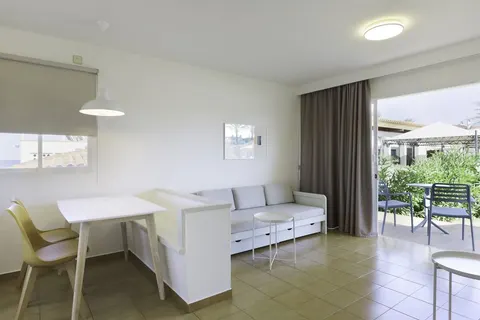 AluaSun Mediterraneo in Sant Lluís — foto 10