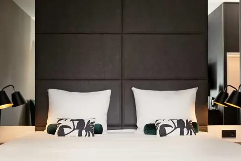 Van der Valk Zaltbommel - A2 foto 13