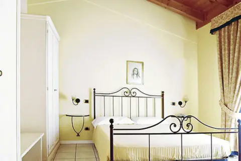 Residence Le Terrazze Sul Lago in Padenghe sul Garda — foto 22