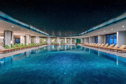 Delphin Palace in Aksu — foto 10