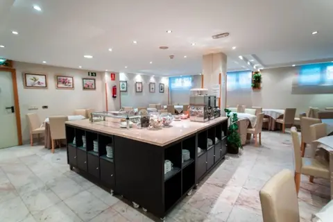 Hotel Astures in Oviedo — foto 8
