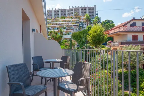 Antares Complex - All inclusive in Letojanni — foto 23