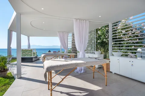 Fly & Go Dimitra Beach Hotel & Suites foto 17