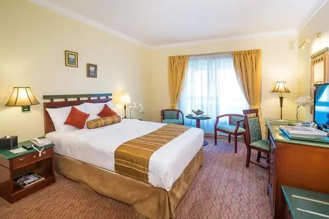 Holiday International Hotel Sharjah in Sharjah — foto 4