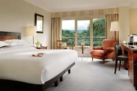 Herbert Park Hotel in BALLSBRIDGE TERRACE (SE)