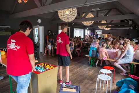 Vakantiepark De Luttenberg foto 38