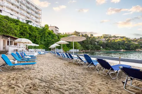 Oasis Hotel in Korfoe — foto 17