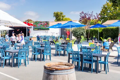 Camping Le Domaine Du Clarys foto 14