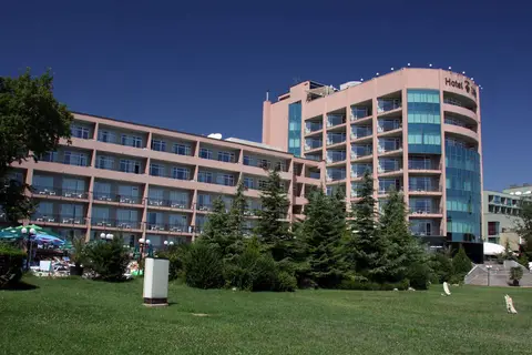 Hotel Lilia in Лилия — foto 11