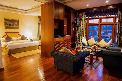 Mahaweli Reach Hotel in Katugasthota — foto 21