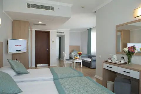 Adonis Hotel in Muratpaşa — foto 17