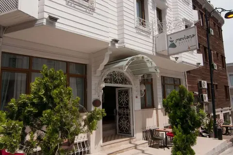 Mevlana Hotel in Fatih
