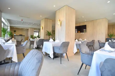 Hotel La Mer in Rafailovići — foto 9