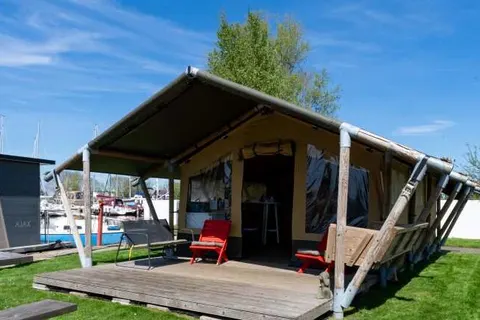 Huren Houseboat Heeg foto 7