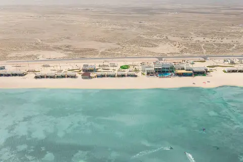 Fuwairit Kite Beach Tapestry Collection by Hilton in Madinat Ash Shamal — foto 3