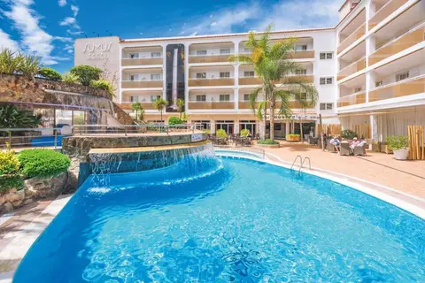 SUMUS Hotel Monteplaya in Malgrat de Mar
