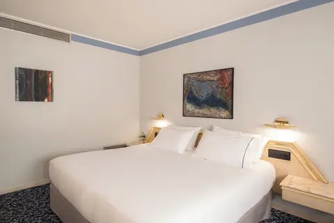 Exe Boston in Zaragoza — foto 24