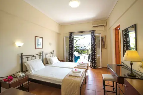 Island Beach Resort & Annex in Δημοτική Ενότητα Λευκιμμαίων — foto 6