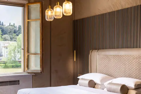 Le Reve De Naim in Florence